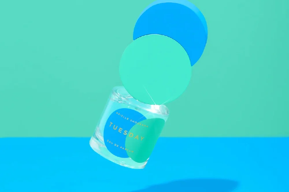 Arielle Shoshana’dan Yeni Fresh Aromatik Koku: Tuesday Parfüm