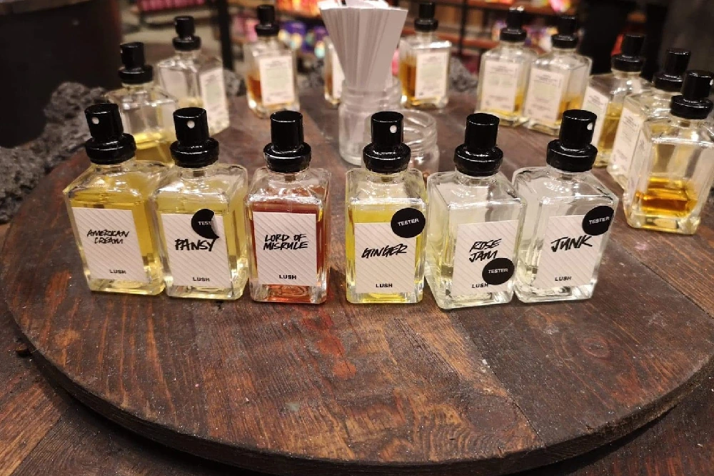 Lush Parfüm